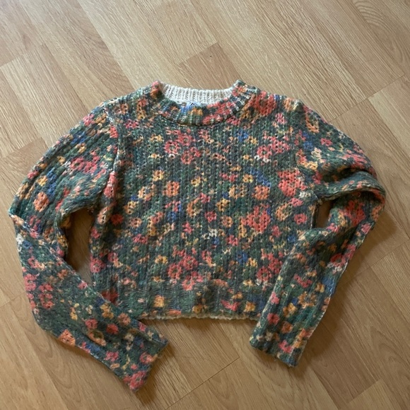 Zara Sweaters - Zara Cropped Sweater